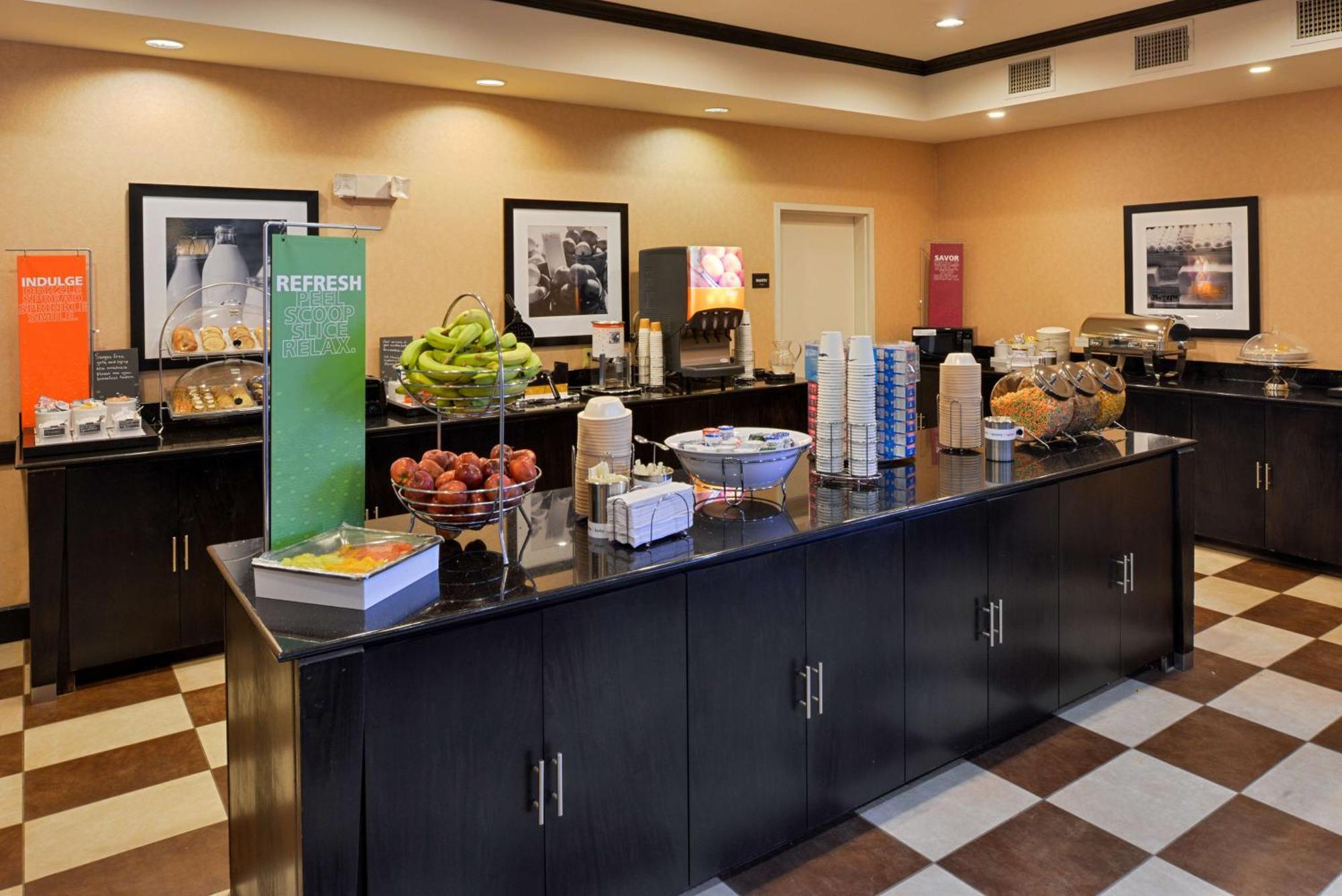Hampton Inn Pecos Exterior photo