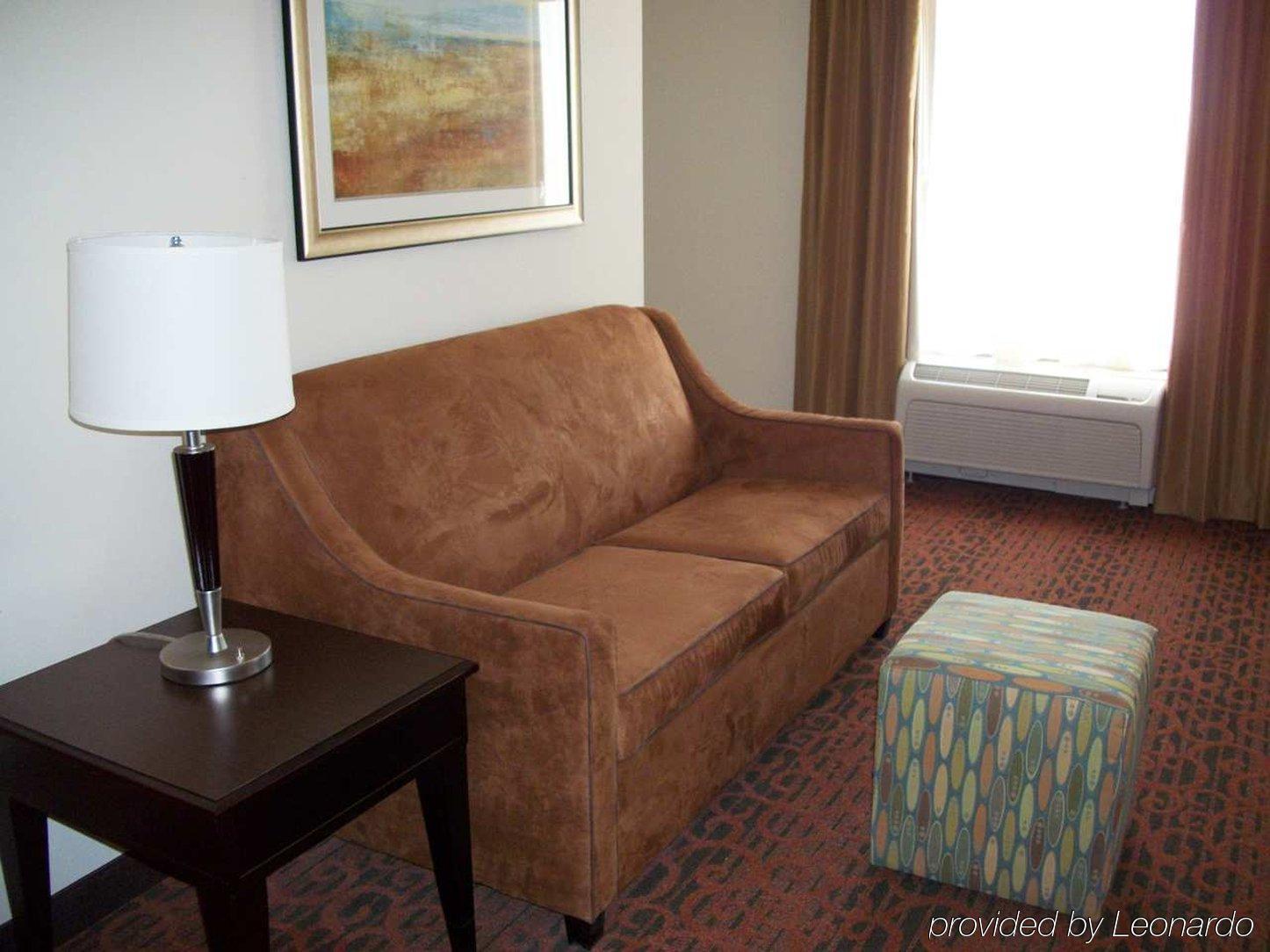 Hampton Inn Pecos Room photo