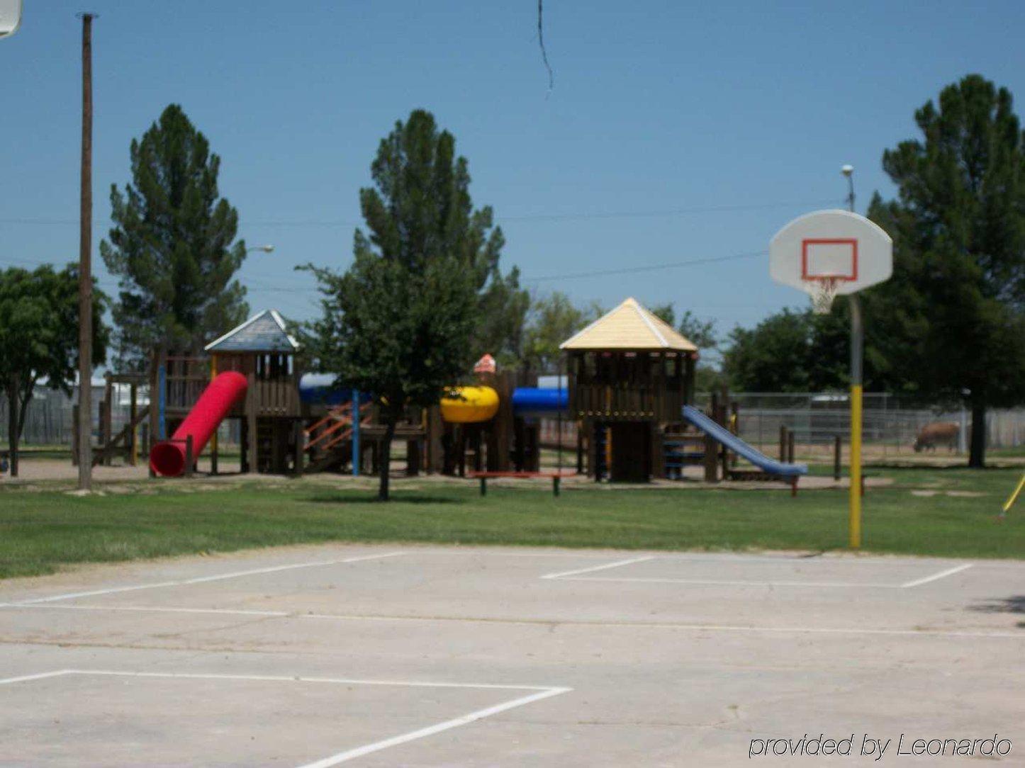 Hampton Inn Pecos Facilities photo